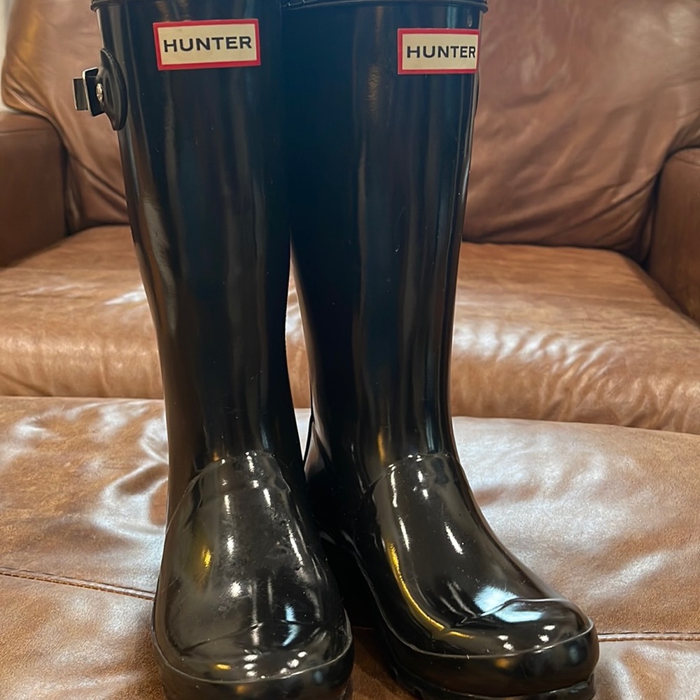 Hunter Rain Boots. Size 2 girls. Like new!